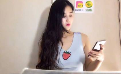 花椒直播主播"周然"