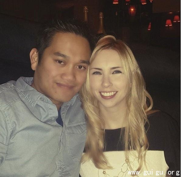 情侣要举办一场跨日持久的“社交媒体婚礼”