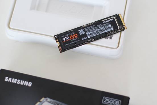 ̬Ӳг³裬970 EVO 250GB SSD